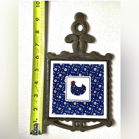 Vintage Cast Iron Trivet Ceramic Tile Hot Plate, Country Decor, Rooster/Chicken - Picture 3 of 6